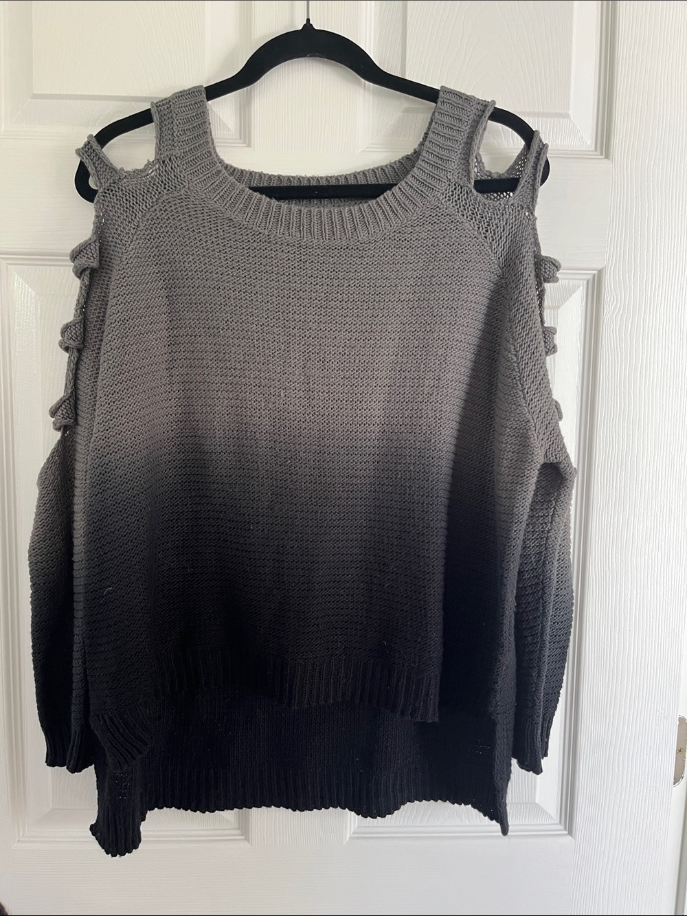 Vintage Havana Gray Ombre Cold-Shoulder Knit Sweater